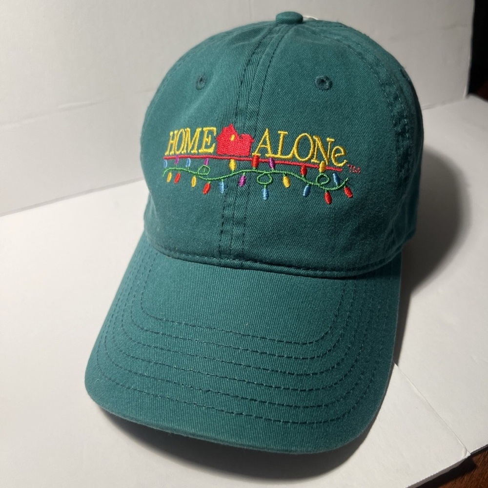 Home Alone Dad Hat 🧢 NWT
